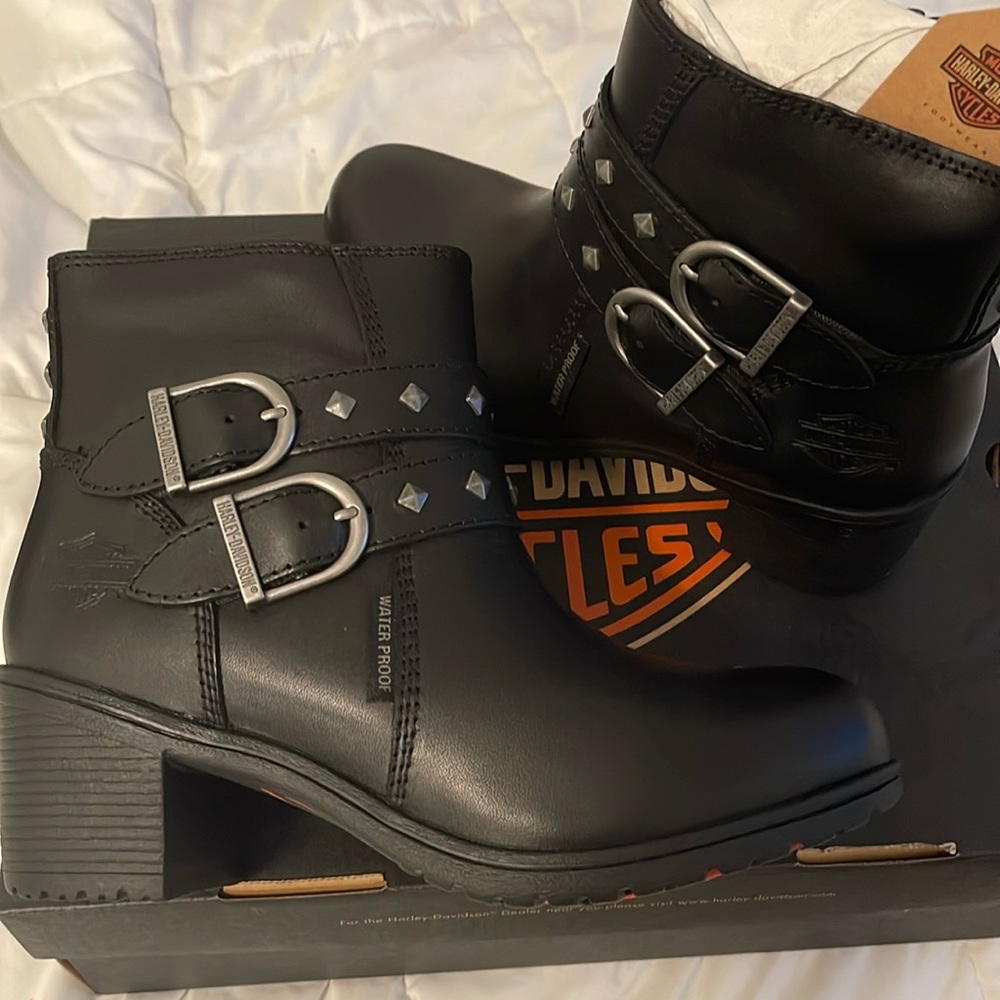 Harley Davidson womens 8.5 abney bootie. Wore 1 time & no longer have box
